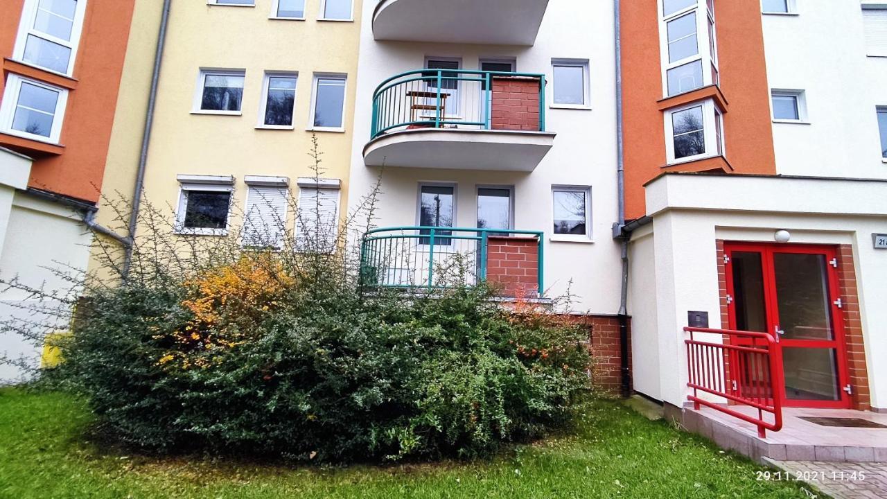 Apartamencik Super Poznań Exteriör bild